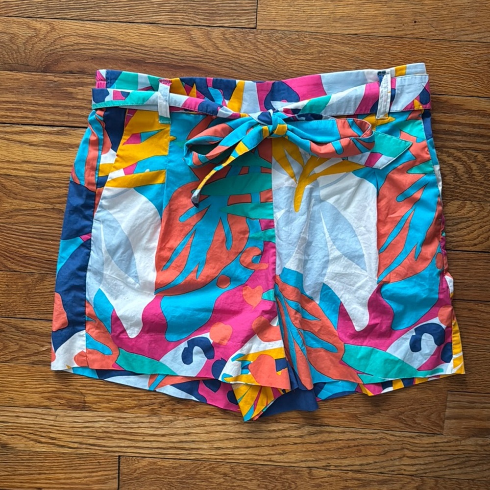 WORN ONCE! J. Crew Women's Tissue Tie front Tropical Print Shorts, Size 4.